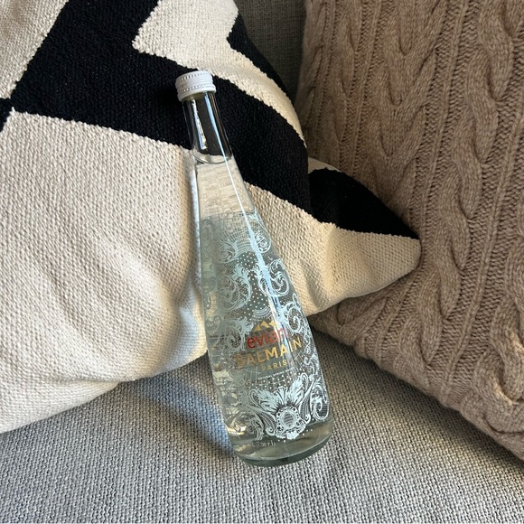BALMAIN X EVIAN 2022 LIMITED EDITION 75CL GLASS BOTTLE unopened SET OF 2 - Picture 4 of 9